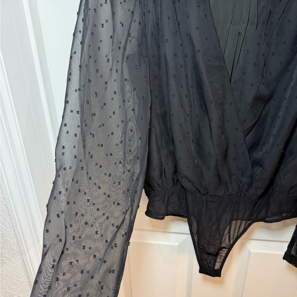 Lulus Black Swiss Dot Sheer Long Sleeve Deep V Bodysuit Dainty Dots size M - Picture 6 of 7